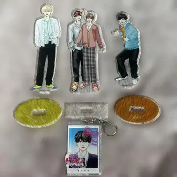 타카요와 아마기 군, 형님의 친구 아크릴 스탠드