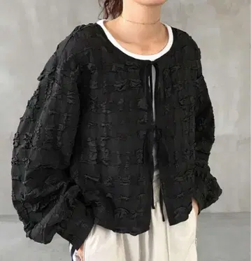 미사용 새상품 노카라 앞매듭 블라우스 블랙 L