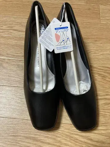 신상품 블랙 스퀘어토 펌프스 미사용
