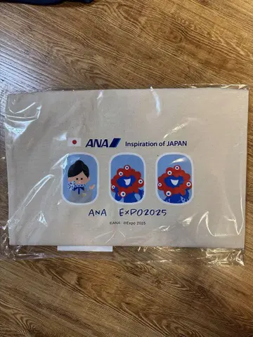 미야쿠미야쿠와 ANA의 콜라보 토트백 간사이 엑스포