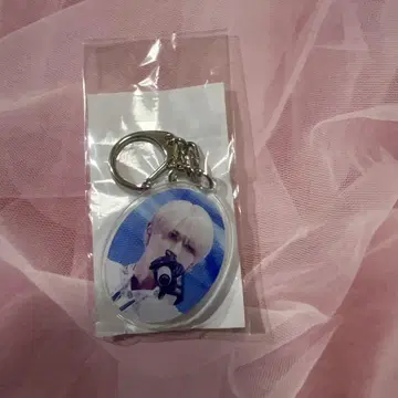 시로이와 루키 아크링 키링