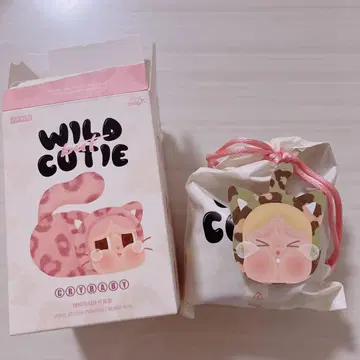popmart 크라이 베이비 crybaby wild and cutie