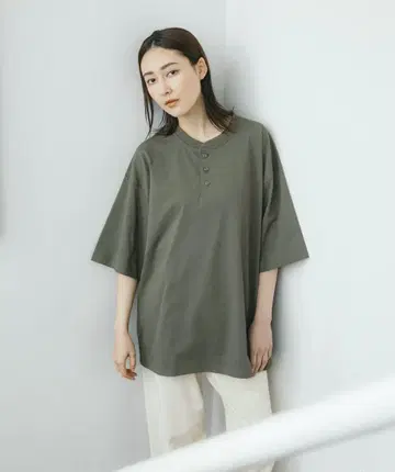 프릭스스토어 헨리넥 티셔츠
