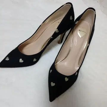 다이애나 하트 무늬 하이힐 스틸레토 펌프스 블랙 데님