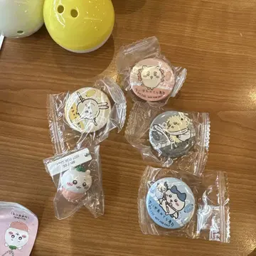 치이카와 쿠라스시 캔뱃지 피규어 키링