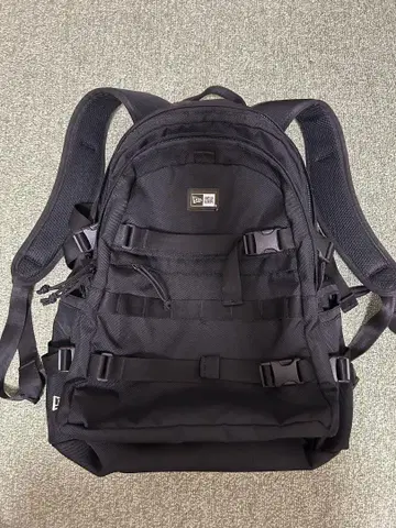 New Era 다기능 백팩 블랙 35리터 백팩 새상품급