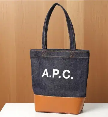 새상품 아페쎄 에코백 다크 블루 토트백