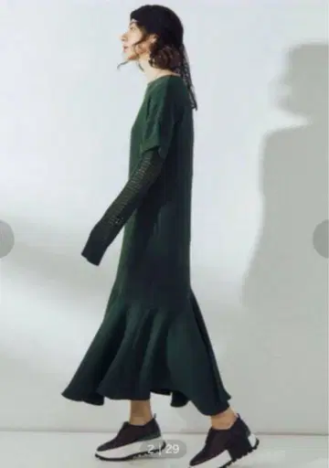 UN3D. 메쉬 슬리브 원피스