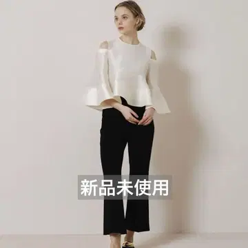 heve 컷 오브 실키 블라우스 바닐라