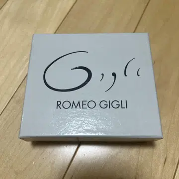 로메오 지글리 ROMEO GIGLI 블랙 두겹 지갑