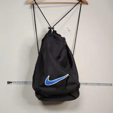 Nike 블랙 냅색 스우시 로고