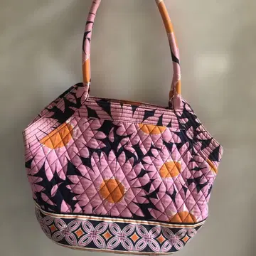 Vera Bradley 퀼팅 토트백 미사용 새상품 하자품