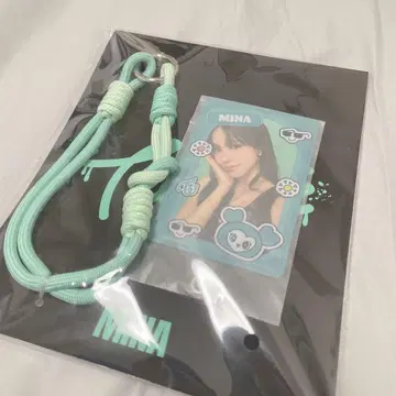 TWICE 팝업 THIS IS FOR 폰 탭 & 스트랩 미나