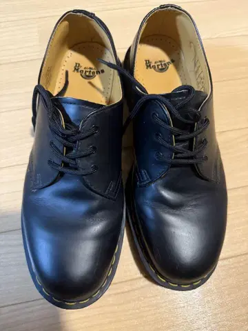 Dr. Martens 블랙 로퍼 UK9