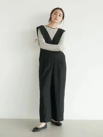 FIKA. 레이스 살로펫