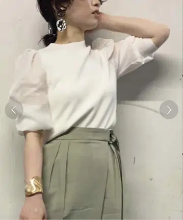 브라이트 크레이프 슬리브 니트 프레이 아이디