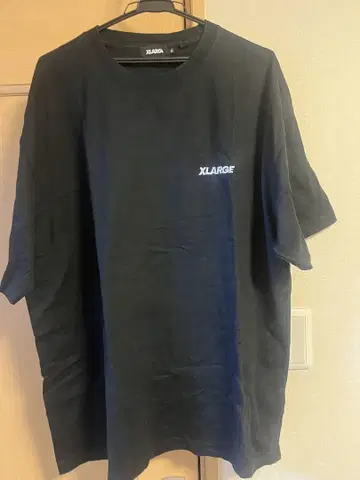 XLARGE 블랙 티셔츠 XL 사이즈 백 프린트