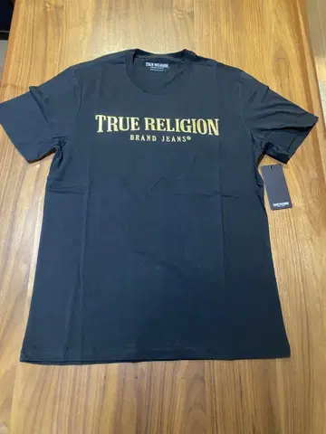 TRUE RELIGION 프리미엄 블랙 티셔츠