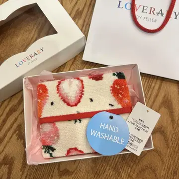 LOVERARY by FEILER 스트로베리 도트 티슈 케이스