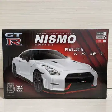 Nissan GT-R Nismo 라디오 컨트롤 카 화이트