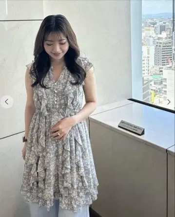 코코딜 프릴 미니 원피스