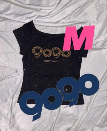 9090 girl OG 로고 오프 숄더 티셔츠
