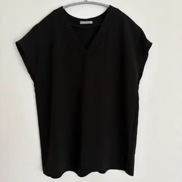 띠어리 럭스 프렌치 슬리브 블라우스 블랙