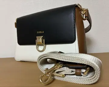FURLA 훌라 숄더백 흑백 화이트 블랙