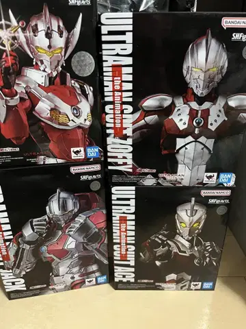 ULTRAMAN S.H.Figuarts 피규어 4종 세트