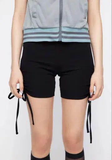 LAGUA GEM SHIRRING 셔링 바이커 팬츠