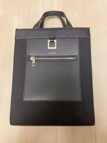 아들러 ADRER 블랙 토트백 핸드백