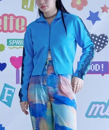 새상품급 miette 레이스가 사랑스러운 라인 더블 지퍼 가디건 블루