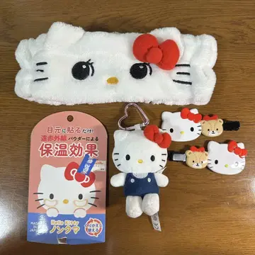 헬로키티 곰이 없는 온열 효과 스트랩 세트