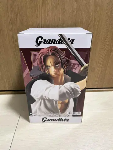 Grandista 샹크스 피규어