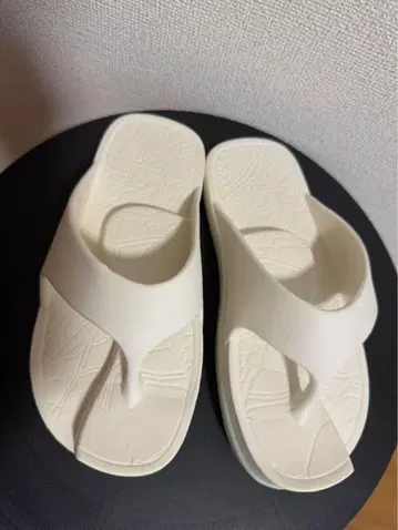 라쿠바키 이지 샌들 화이트 M 사이즈
