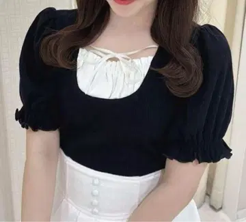 evelyn 반팔 쿠시 리브 T 블랙