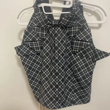 darich 리본 체크 슬리브리스 블라우스 GRY