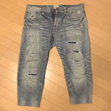핸드메이드 리메이크 데님 1점물 데미지 데님 패치 포함 라이트 블루