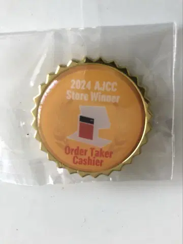 맥도날드 핀 배지