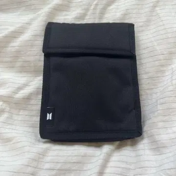 BTS CROSS BAG 01 블랙