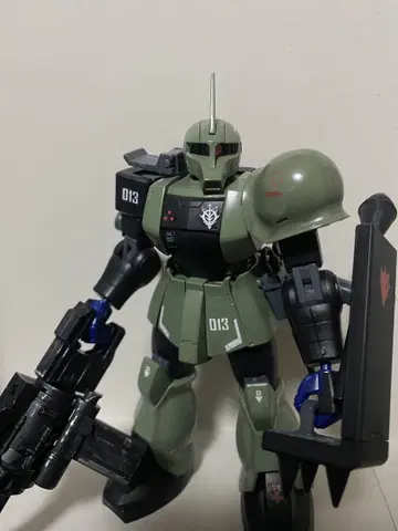 HG 구 자쿠