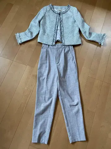 MICHEL KLEIN 미쉘클랑 트위드 노카라 자켓 새상품급