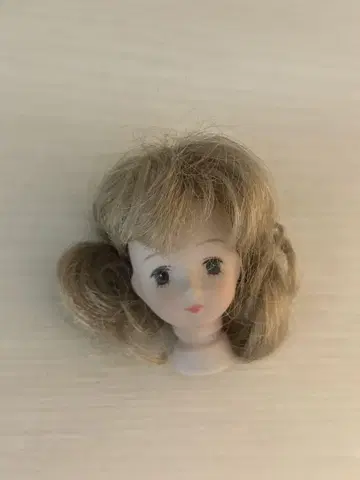 비스크 인형