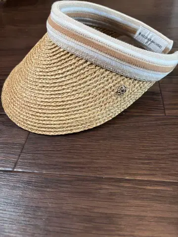 헬렌 카민스키 선바이저