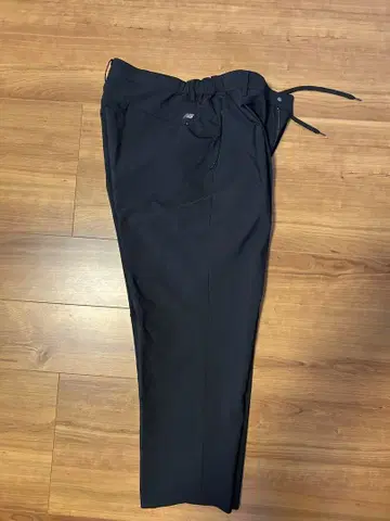 New Balance WIDE TAPERED 슬랙스 블랙 MET24