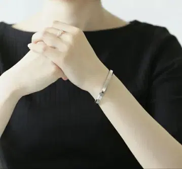 Skultuna 뱅글 W5.4cm 오리지널 파우치 포함