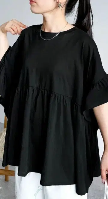 레카 택 포함 새상품 프렌치 슬리브 소매 플레어 실루엣 튜닉 블랙