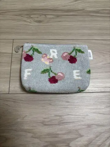 FEILER 키프 스마일링 체리 파우치