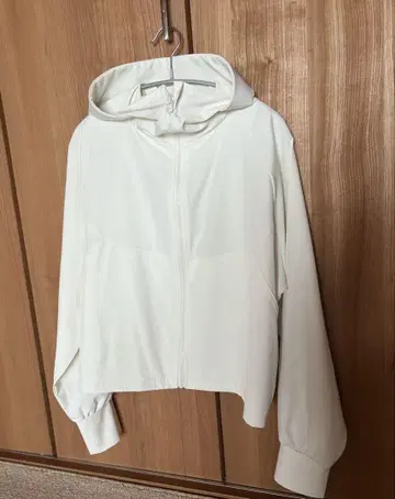 coca UV 차단 그랑 후드티 화이트 M