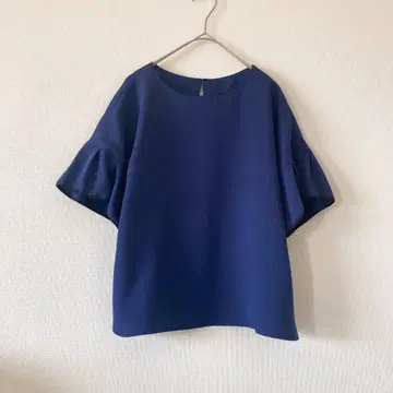 컨디션 최상 누크 풀오버 블라우스 프릴 소매 네이비 M 업무용 4635